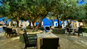 Hilton Gazebo 92627