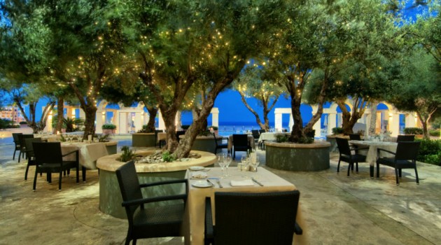Hilton Gazebo 92627